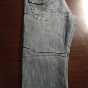 Levi's 514 jeans